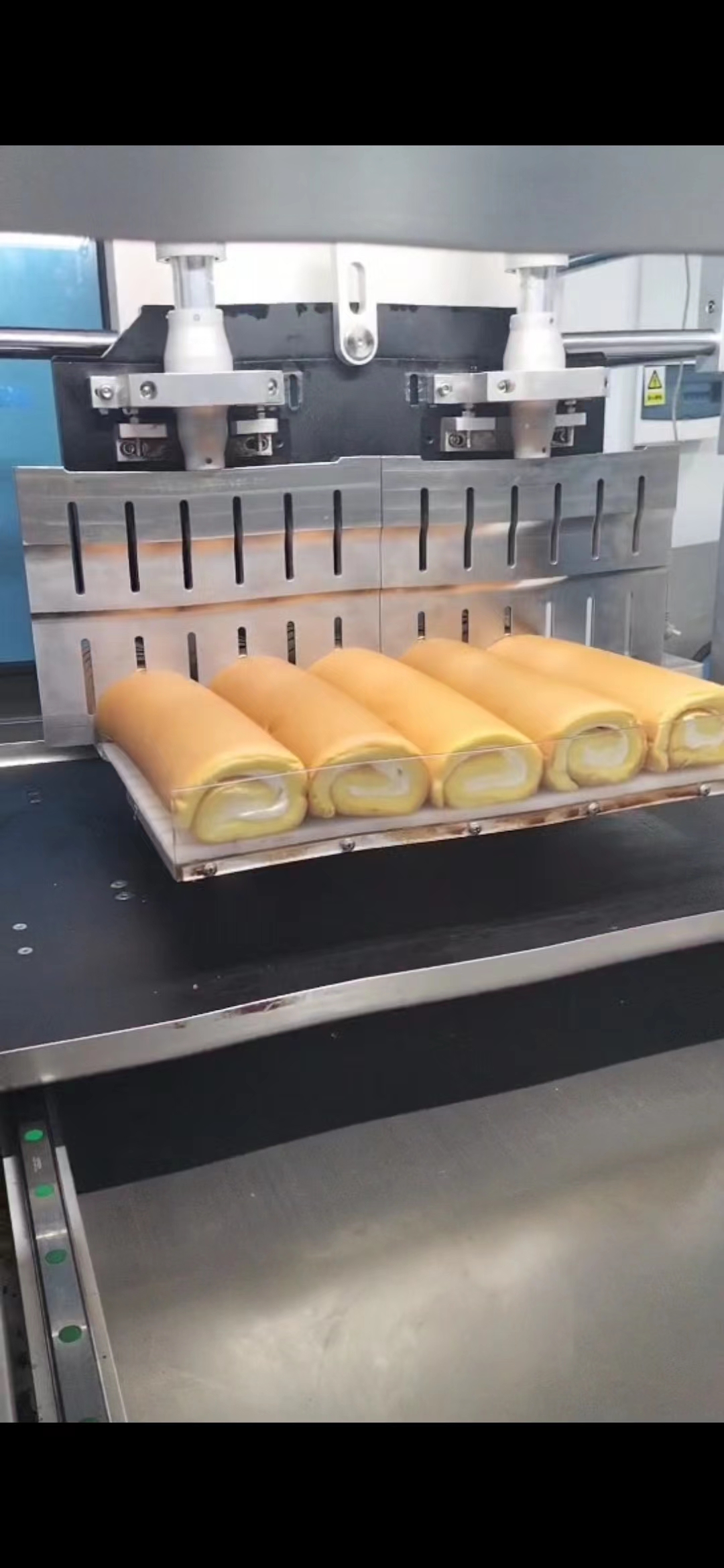 Ultrasonic Cake Cutting Machine — Original product view 04